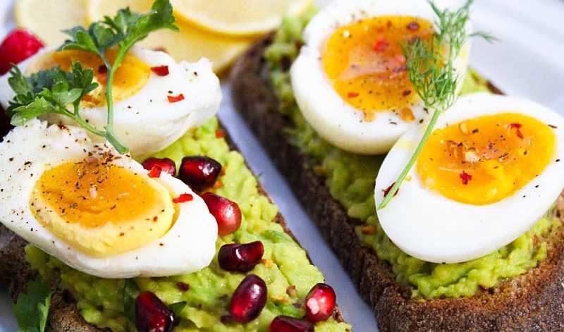 Breakfast with eggs and salad