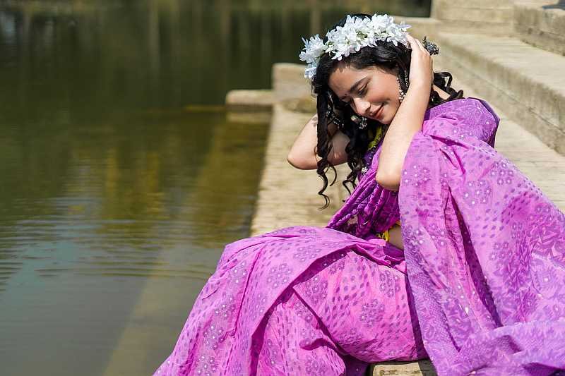 Girl with purple dress